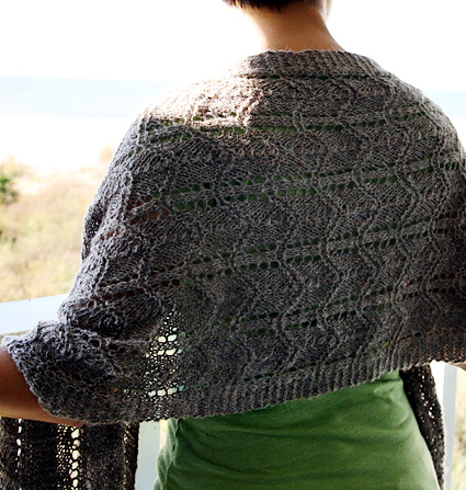 Free knitting pattern for Dunes Shawl easy lace shawl