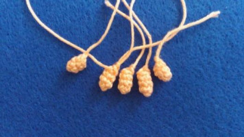 Вязаные пальчики для куколки амигуруми