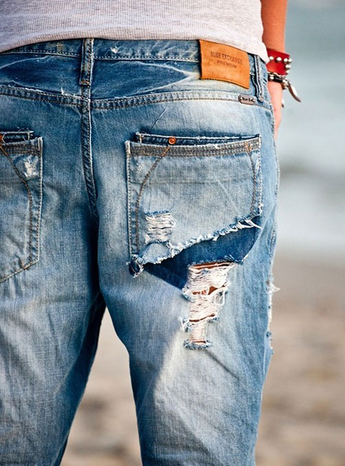 оторванный карман на джинсах