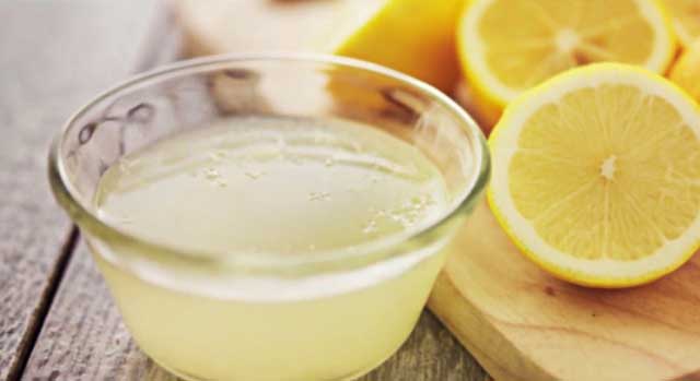 как отстирать травяные пятна соком лимона